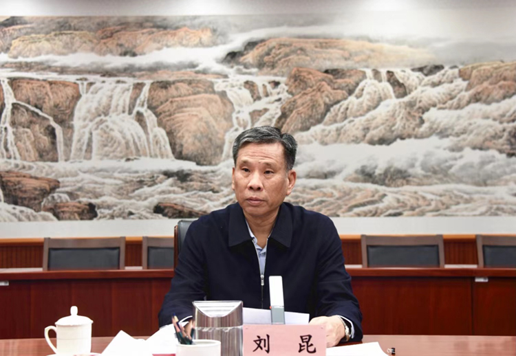 刘昆同志主持召开专题会议 传达中央和国家机关警示教育会议精神
