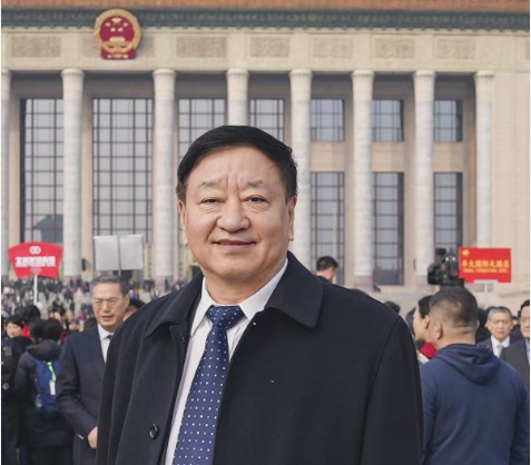 【聚焦政府工作报告】全国政协委员杨长利：加大力度落实能源高质量发展和高水平安全，加快推动实现绿色转型