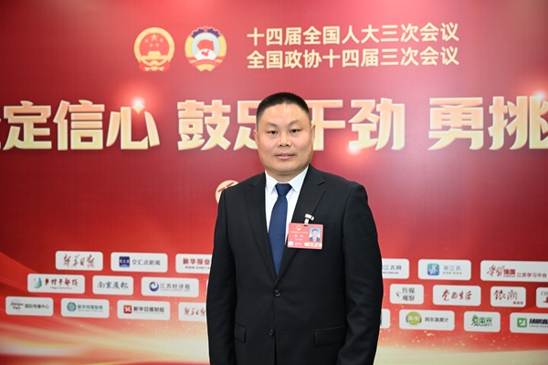 【聚焦政府工作报告】全国人大代表褚锋： 开展技能提升培训行动 建设一流产业技术工人队伍